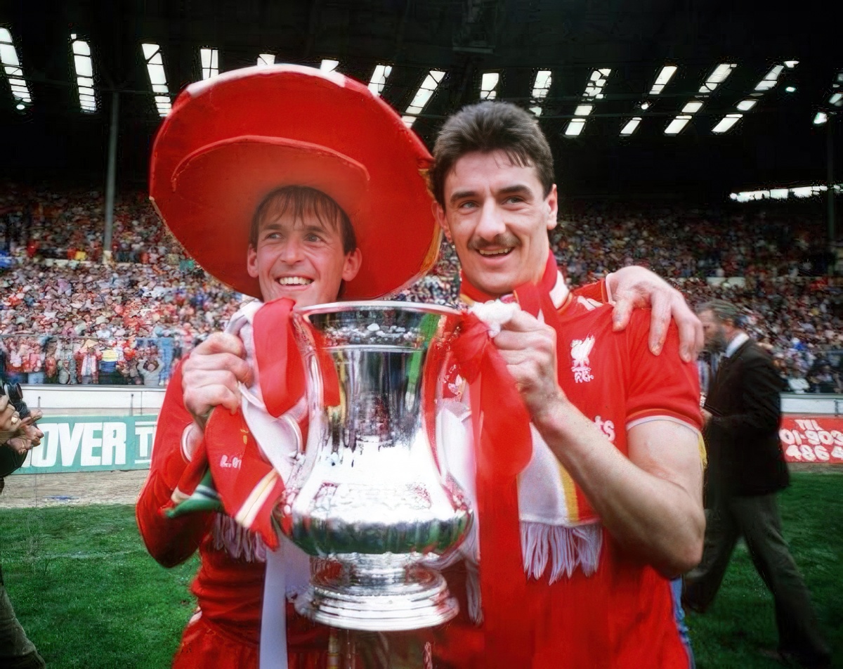 11 Best Attacking Pair in Club Football